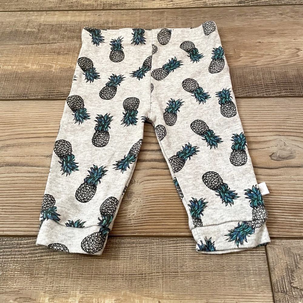 Pineapple leggings for babies ages 6-9 months .